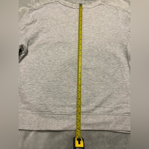 ***π3 for $35./NWOT French Connection light heather grey sweat shirt, red Love. - Picture 8 of 11